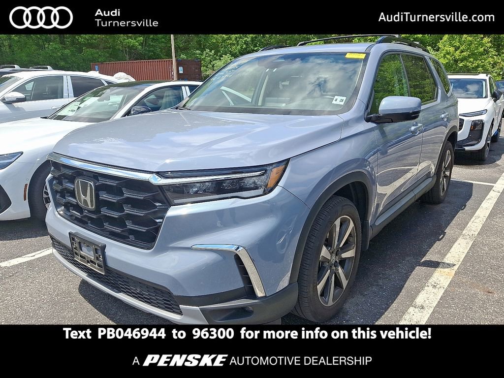 Used 2023 Honda Pilot Touring video 1