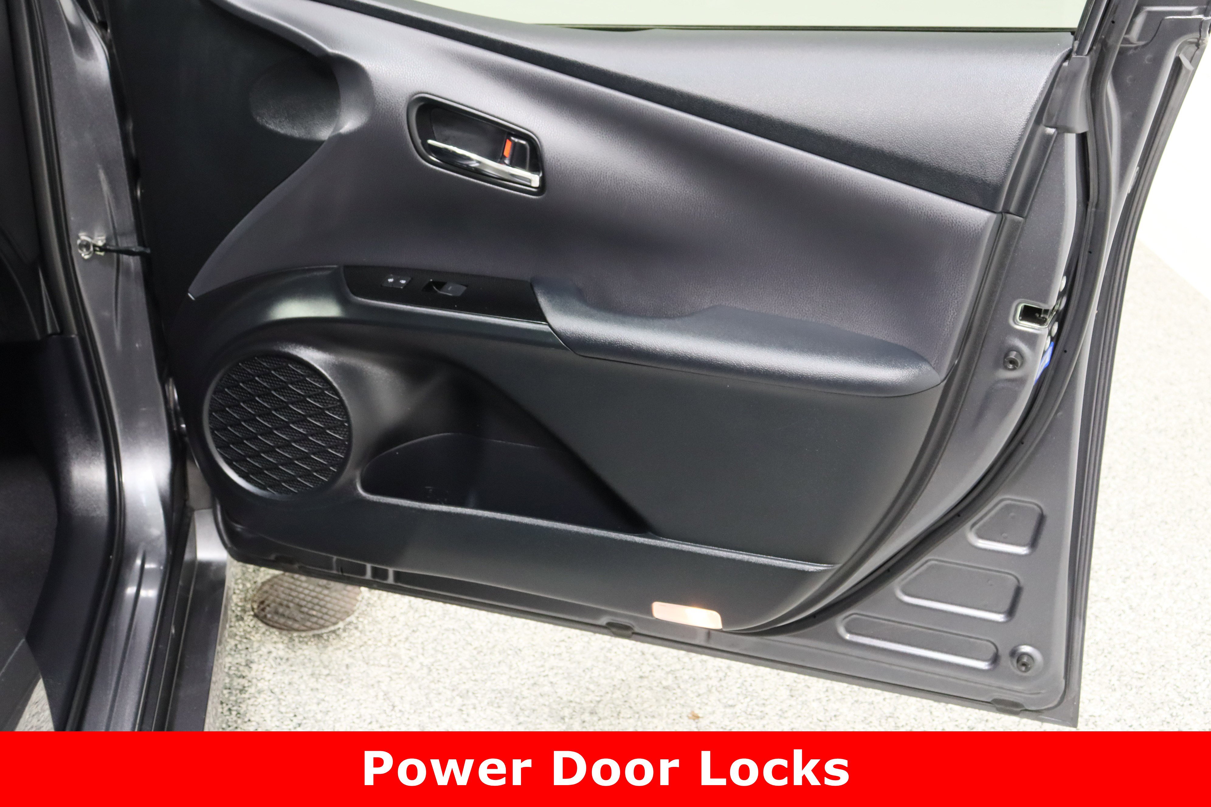 Used 2020 Toyota Prius L Eco image 31