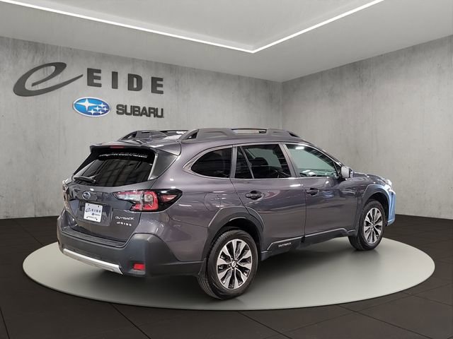 Used 2025 Subaru Outback Limited AWD/4WD image 4