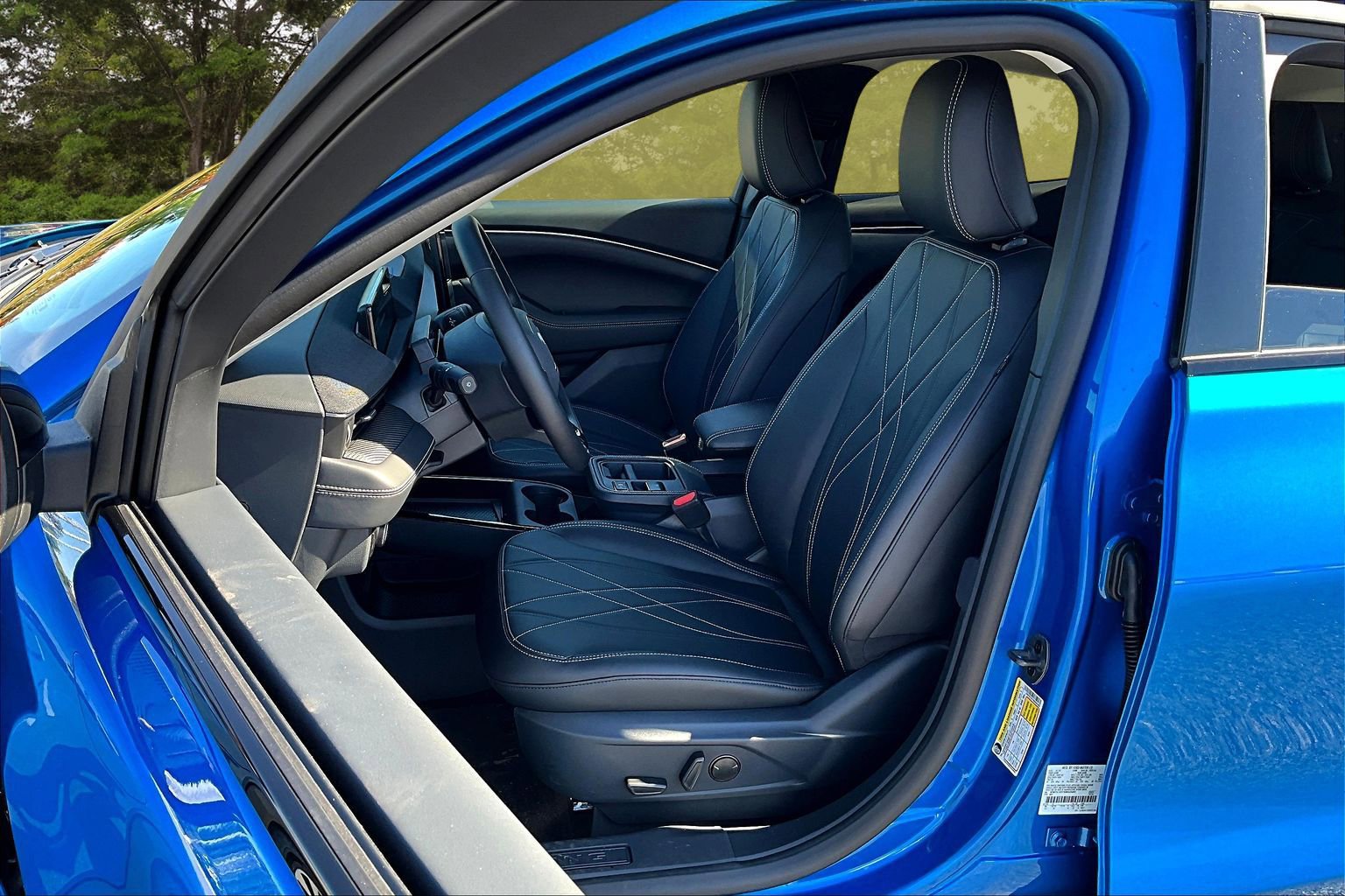 New 2025 Ford Mustang Mach-E Select w/ Interior Protection Package AWD/4WD image 9