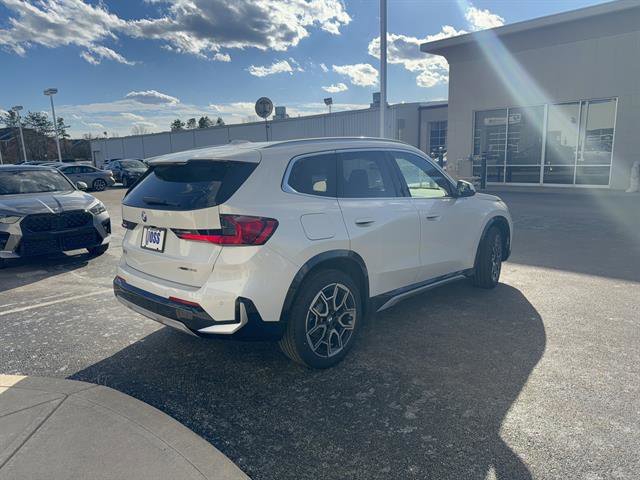 New 2026 BMW X1 xDrive28i w/ Technology Package image 3