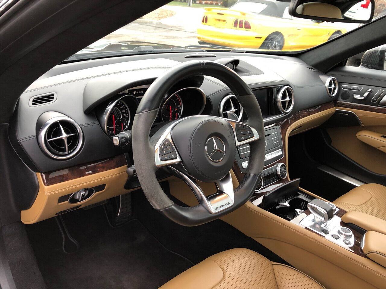 Used 2017 Mercedes-Benz SL 63 AMG image 28