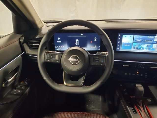 Used 2025 Nissan Kicks SR image 11