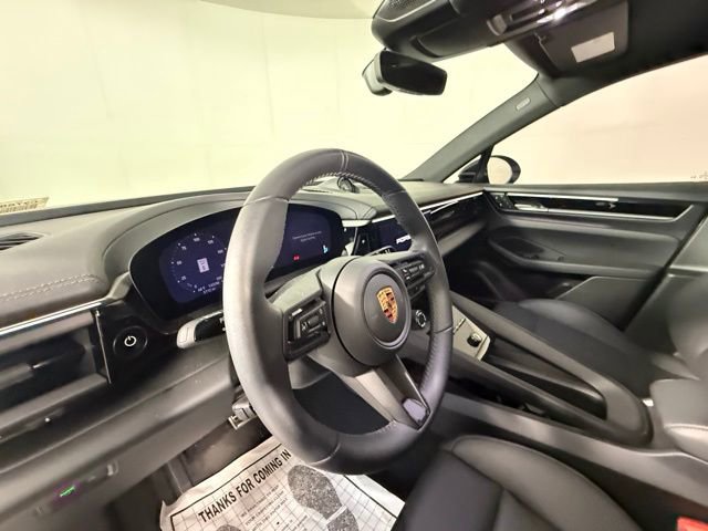 Used 2025 Porsche Macan 4S Electric image 6