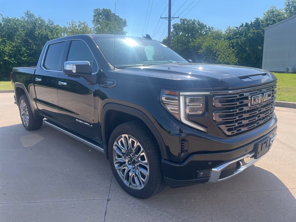 Used 2025 GMC Sierra 1500 Denali Ultimate AWD/4WD image 3