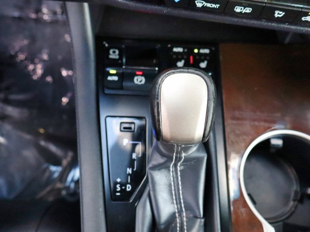 Used 2019 Lexus RX 450h AWD image 31