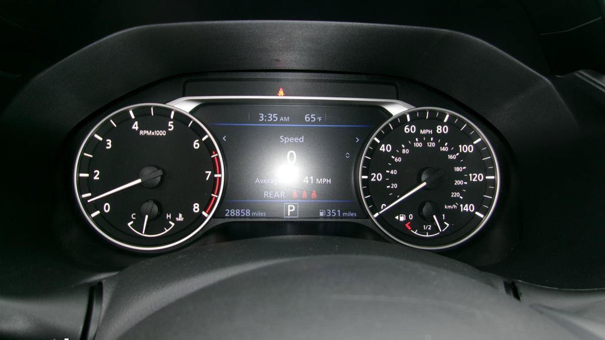 Used 2025 Nissan Altima 2.5 SV FWD image 14
