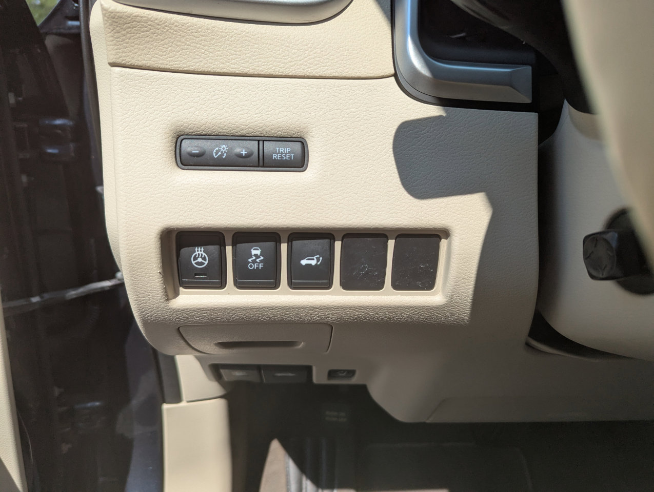 Used 2016 Nissan Murano Platinum w/ Platinum Technology Package image 14