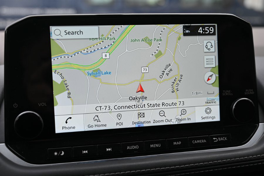 Used 2023 Nissan Rogue SL w/ SL Premium Package image 2