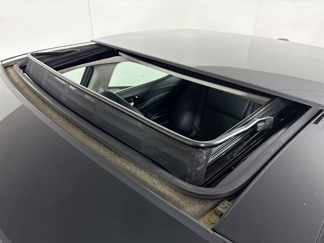 Used 2018 Nissan Maxima Platinum FWD image 22