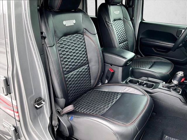 Used 2020 Jeep Wrangler Unlimited Rubicon AWD/4WD image 9