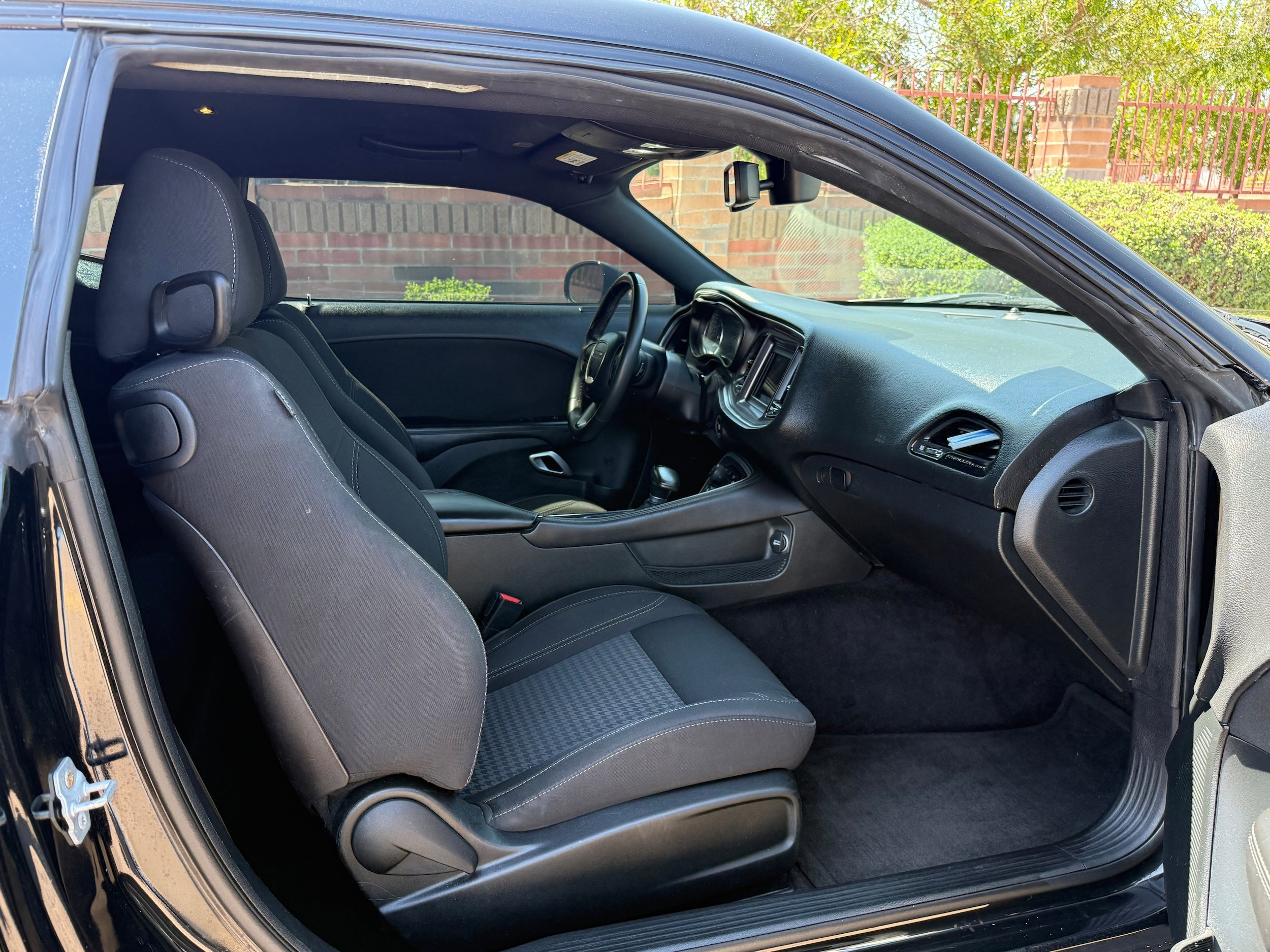 Used 2018 Dodge Challenger SXT RWD image 11