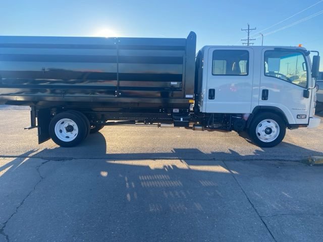 New 2025 Chevrolet Low Cab Forward image 7