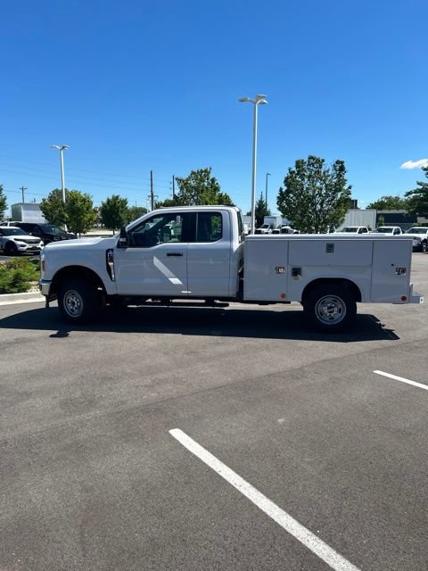 New 2026 Ford F250 XL w/ XL Chrome Package AWD/4WD image 6