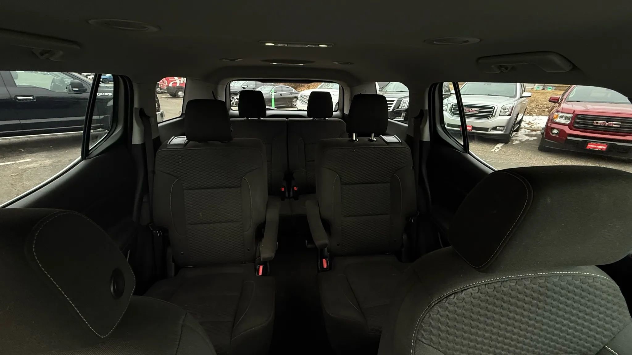 Used 2019 GMC Acadia SLE w/ LPO, Cargo Package image 37