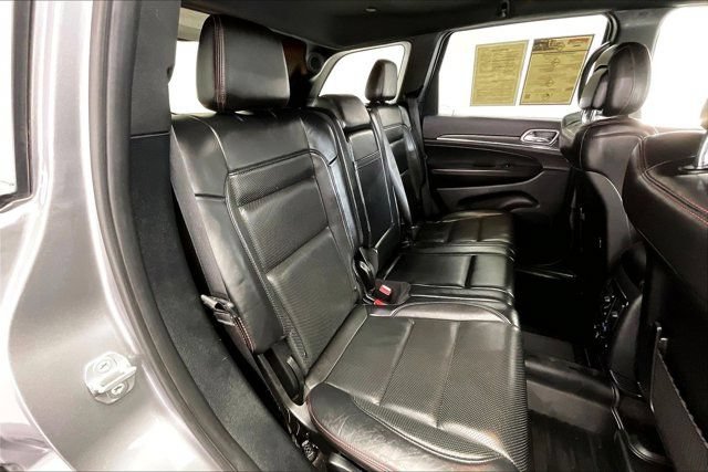 Used 2018 Jeep Grand Cherokee Trailhawk w/ Trailhawk Luxury Group AWD/4WD image 18