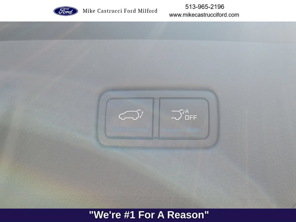 Used 2026 Kia Carnival SX w/ SX Dark Edition Package FWD image 31