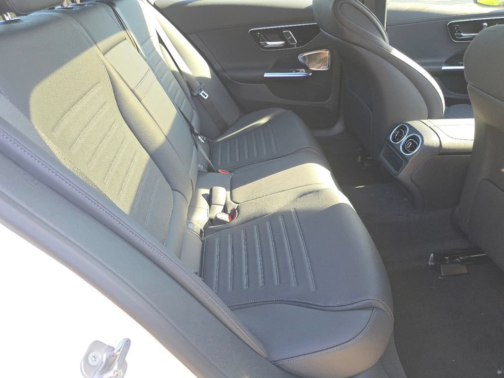 New 2026 Mercedes-Benz C 300 4MATIC Sedan image 21