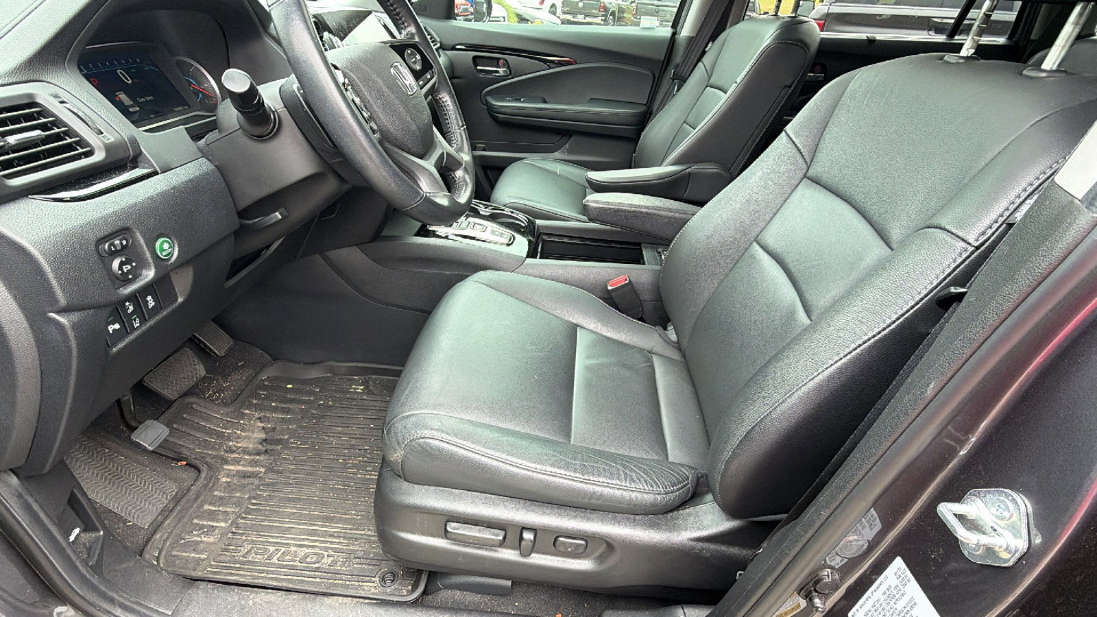 Used 2021 Honda Pilot Touring image 16