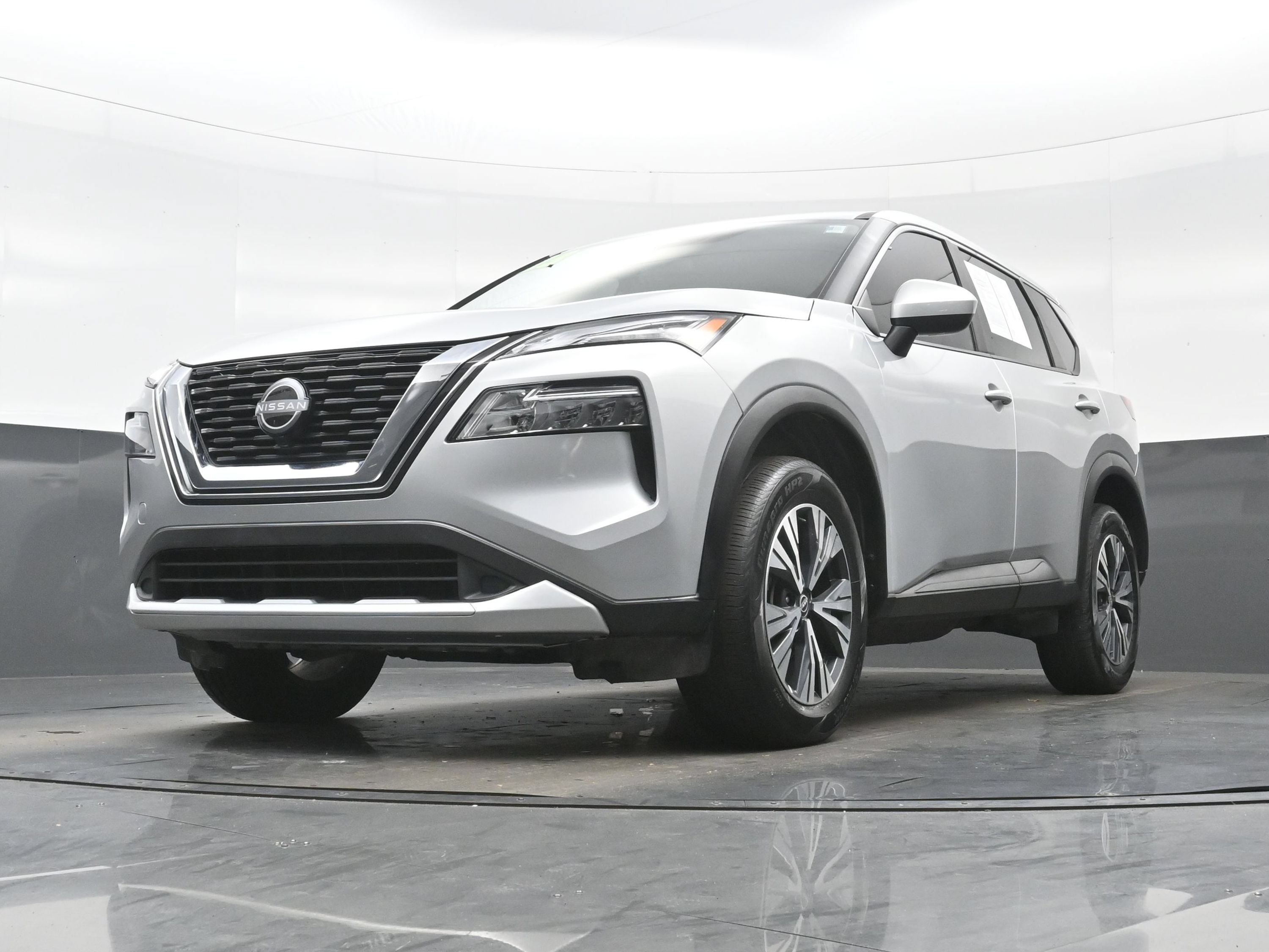 Used 2023 Nissan Rogue SV AWD/4WD image 27