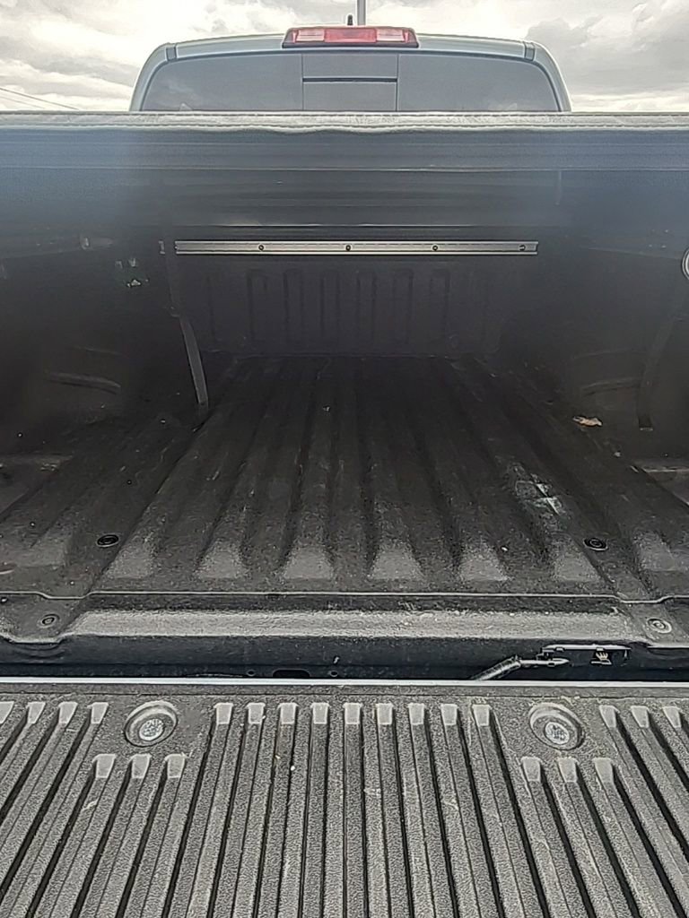 Used 2023 Nissan Frontier PRO-4X w/ Pro Convenience Package image 9