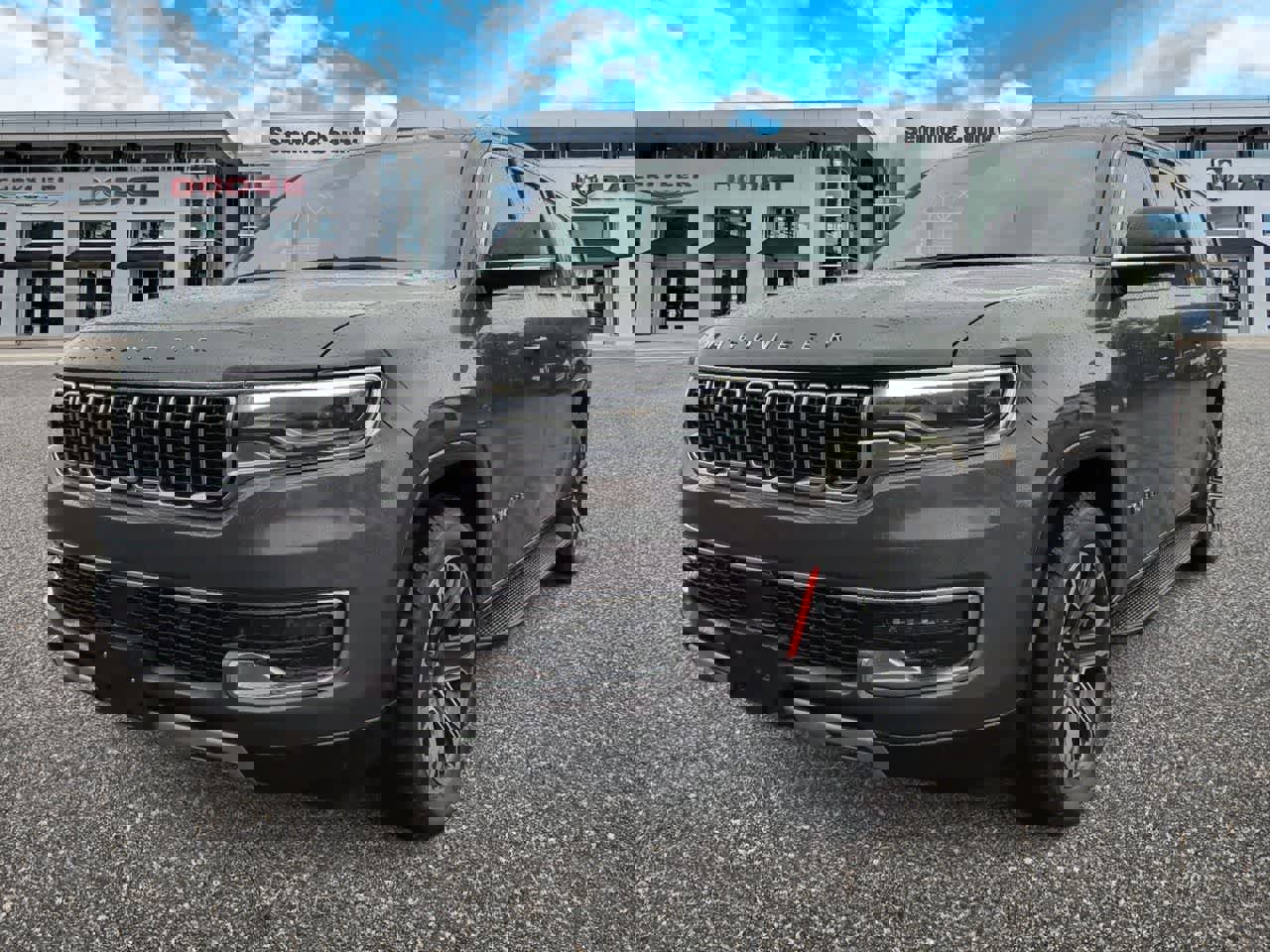 Used 2024 Jeep Wagoneer L Series II image 4