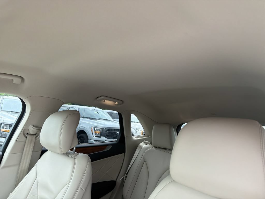 Used 2019 Lincoln MKC Select w/ MKC Climate Package AWD/4WD image 28