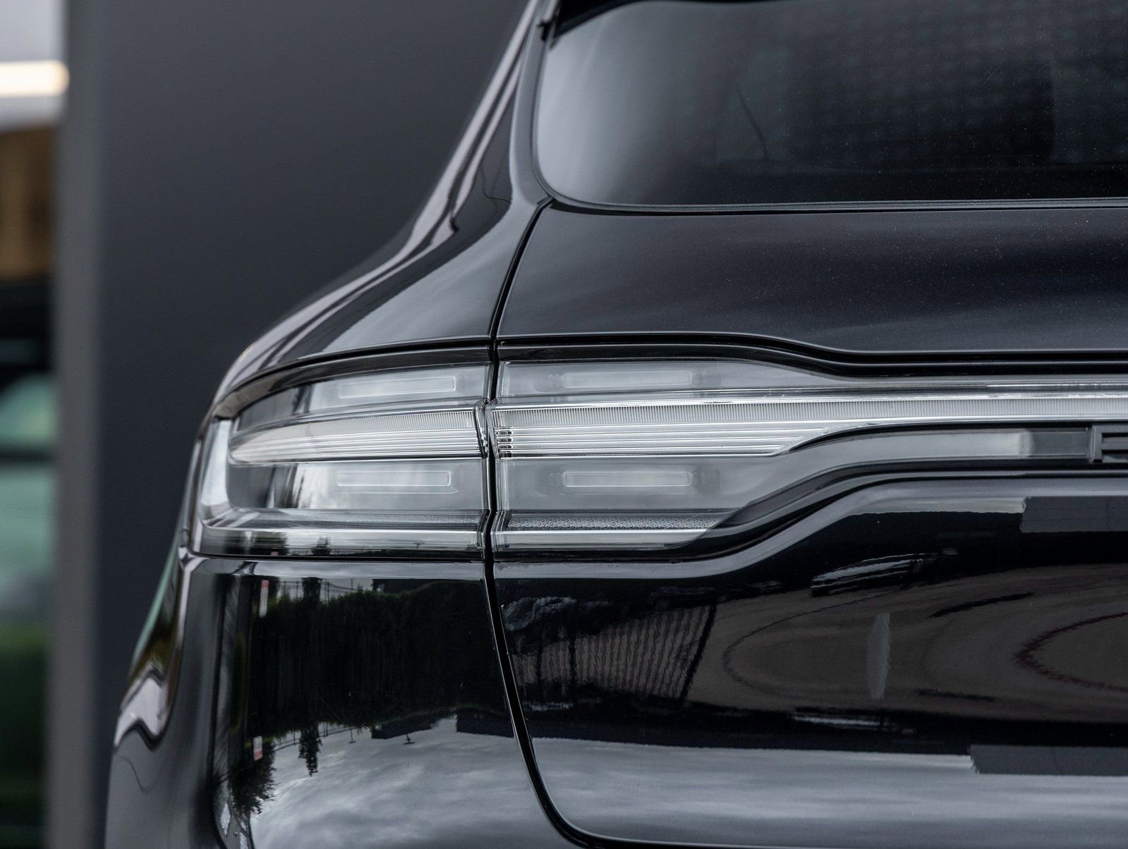 Used 2023 Porsche Macan GTS image 7