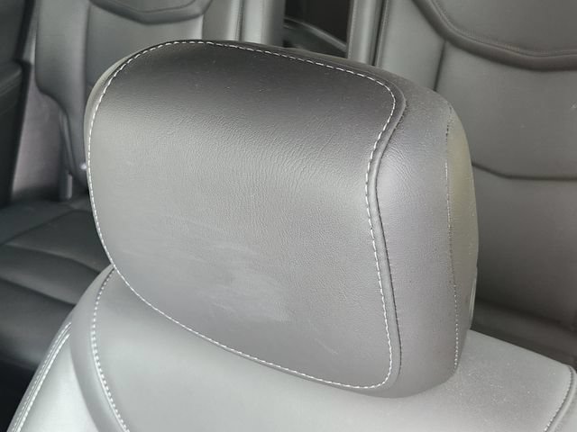 Used 2025 Cadillac XT6 Premium Luxury w/ Technology Package FWD image 24