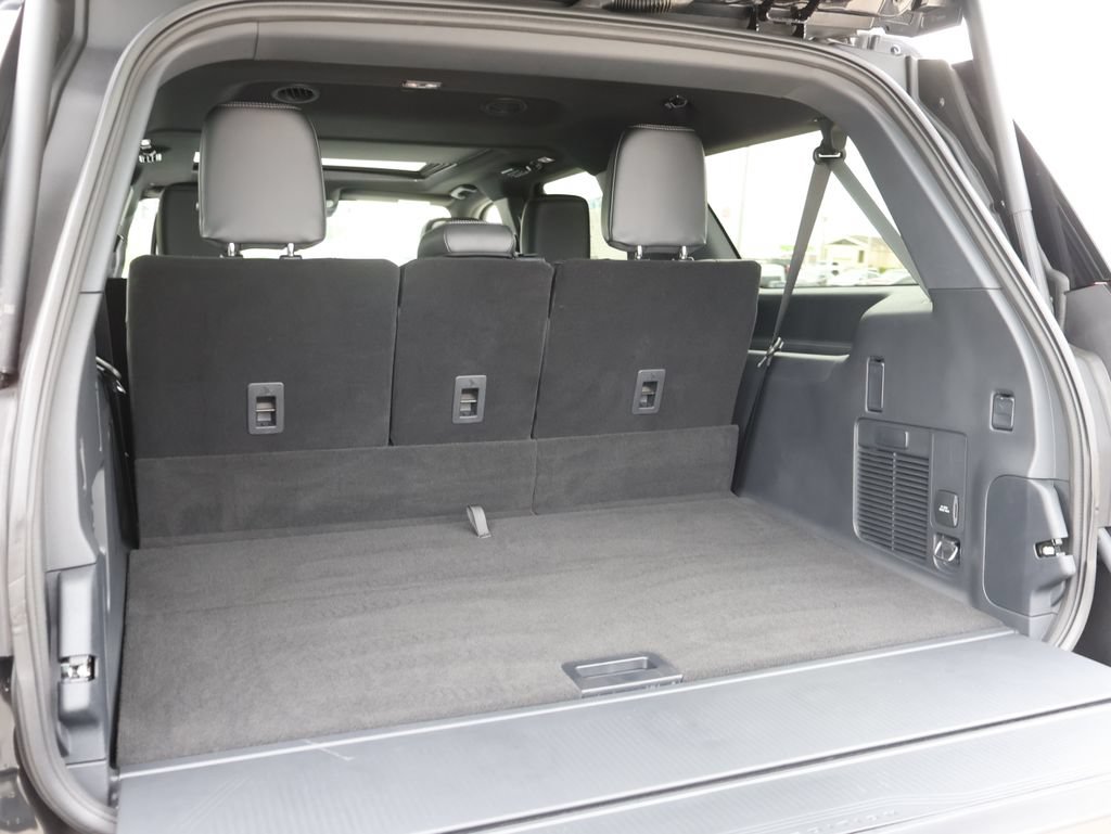 New 2026 Ford Expedition Max Platinum w/ Stealth Appearance Package AWD/4WD image 17
