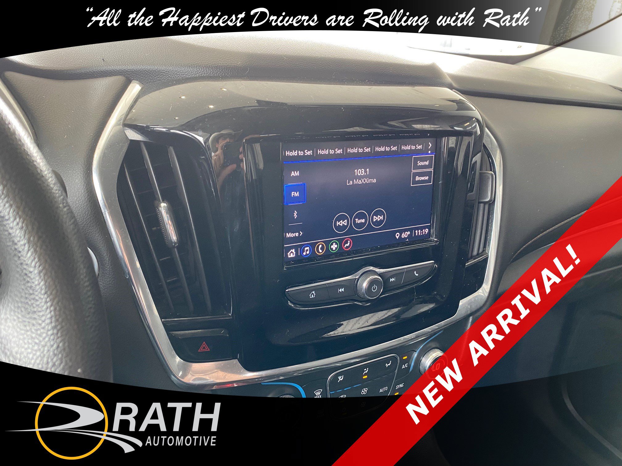 Used 2020 Chevrolet Traverse LS image 14