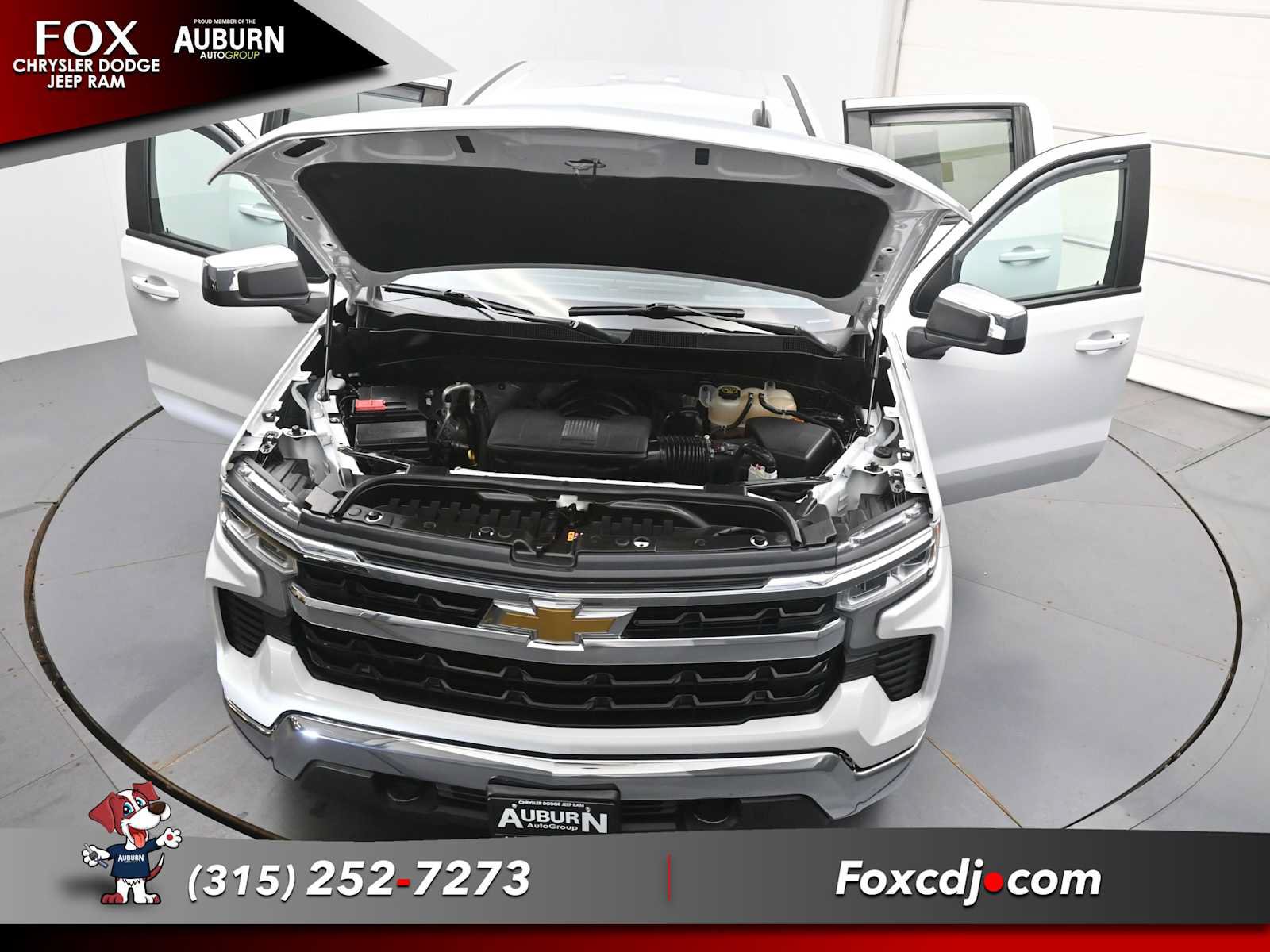 Used 2023 Chevrolet Silverado 1500 LT w/ Z71 Off-Road Package AWD/4WD image 37
