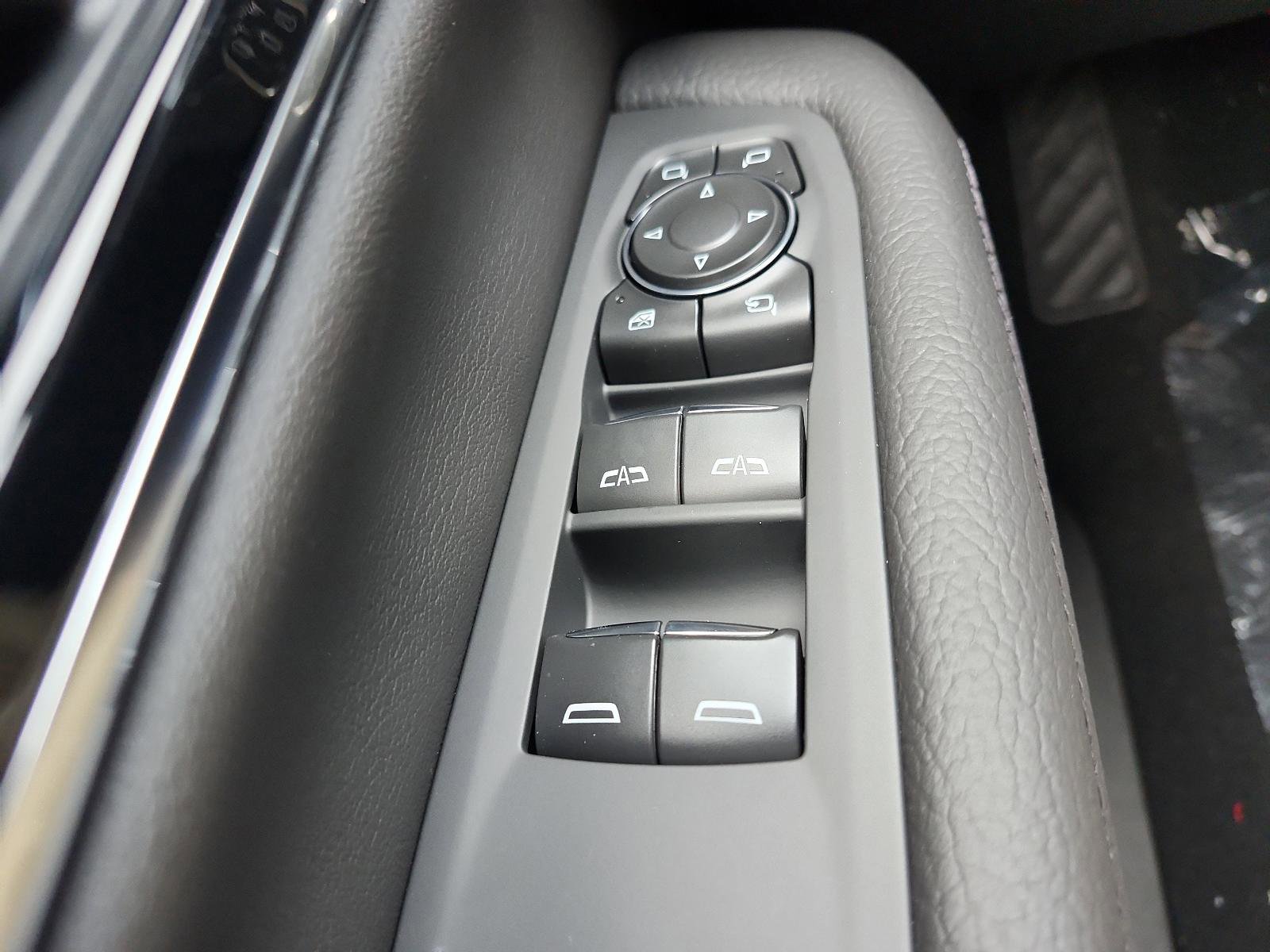 New 2026 GMC Yukon XL Denali w/ Sun & Power Step Package image 17