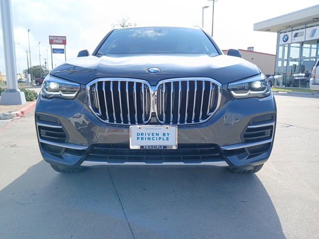Certified 2023 BMW X5 xDrive40i w/ Premium Package image 2