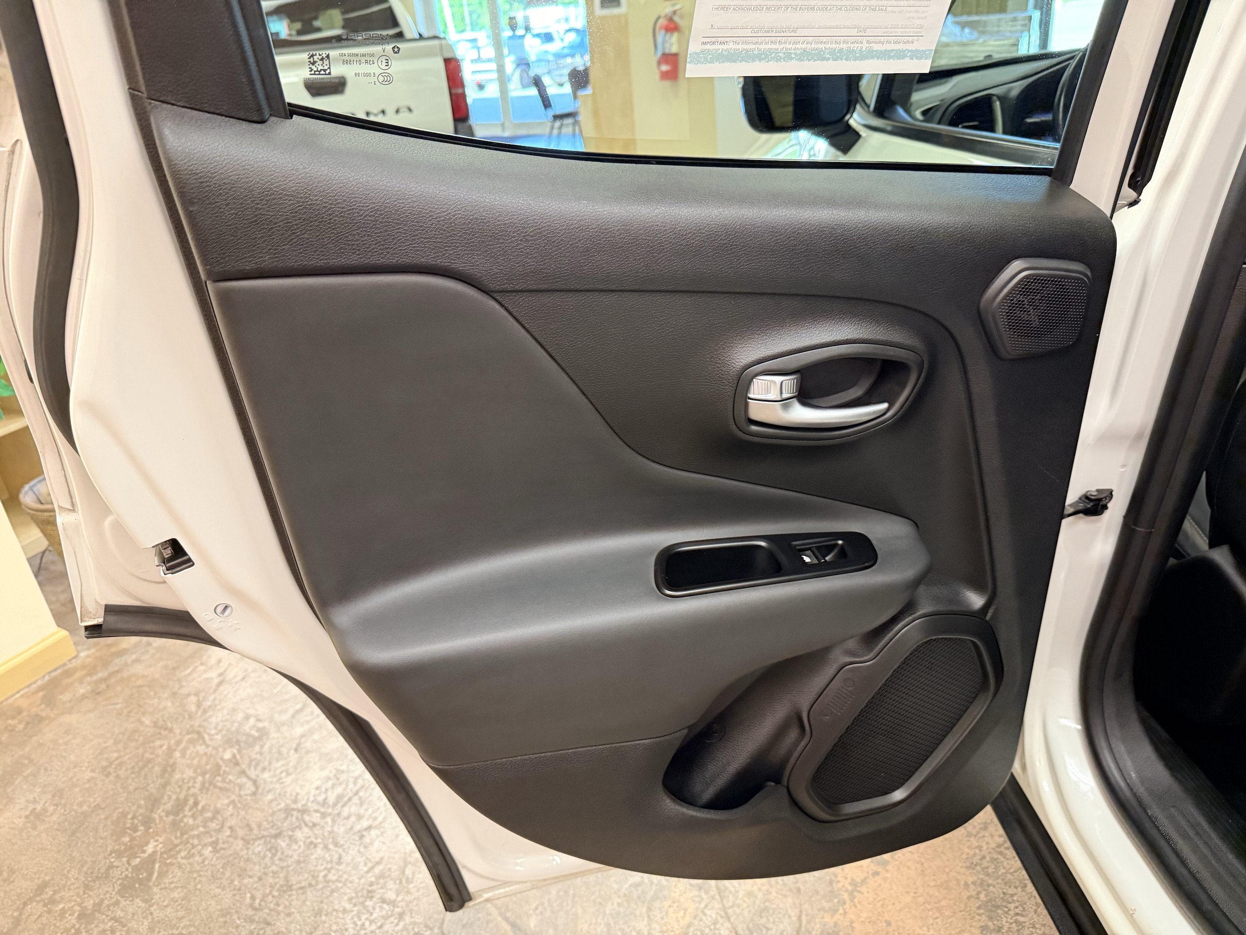Used 2022 Jeep Renegade Limited w/ Sun, Sound & Wheels Group AWD/4WD image 14