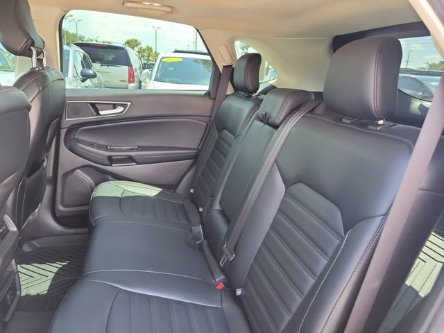 Used 2019 Ford Edge SEL w/ Equipment Group 201A FWD image 19