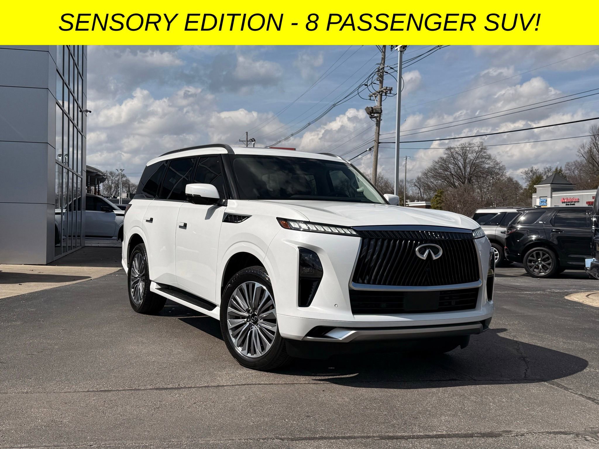 Used 2025 INFINITI QX80 Sensory