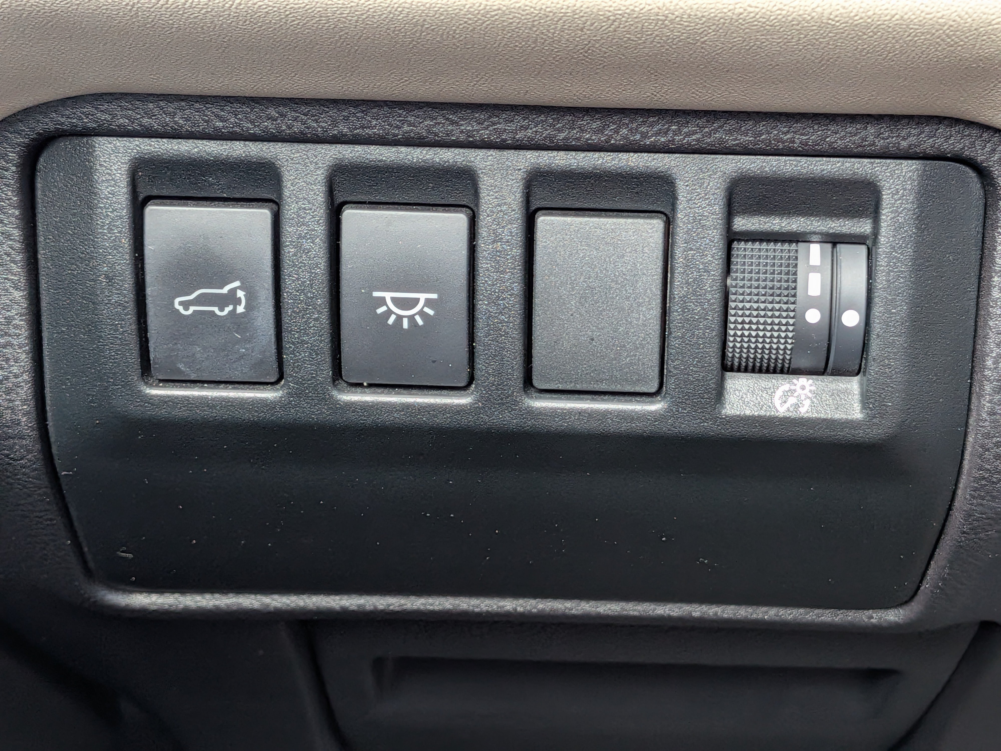 Used 2023 Subaru Ascent Limited w/ Technology Package AWD/4WD image 25