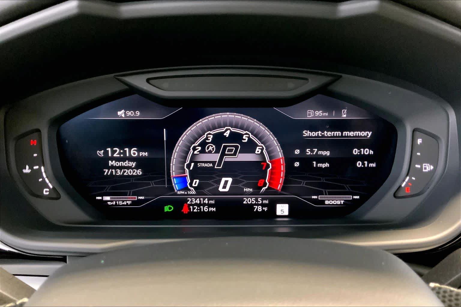 Used 2020 Lamborghini Urus AWD/4WD image 25