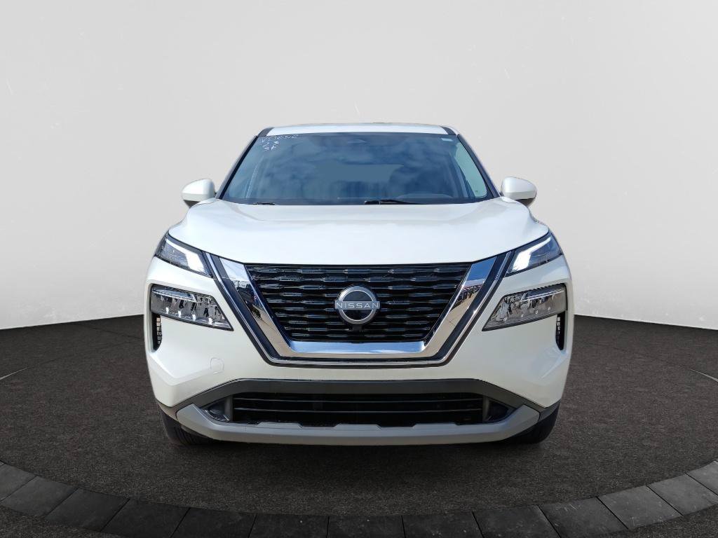 Used 2023 Nissan Rogue SV AWD/4WD image 2