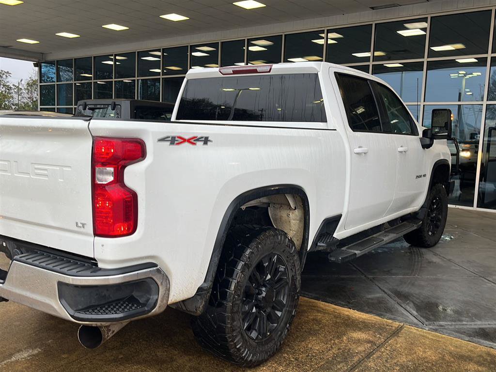 Used 2023 Chevrolet Silverado 2500 LT image 4