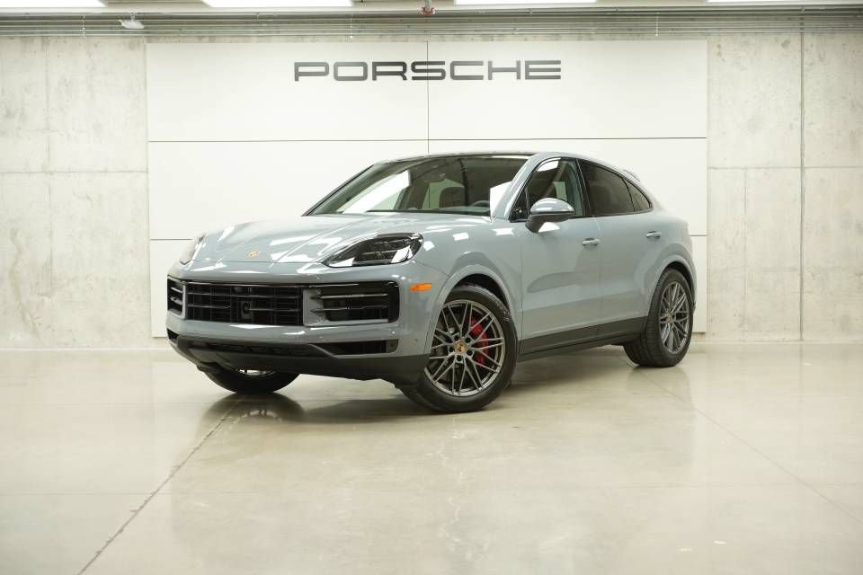 New 2026 Porsche Cayenne S AWD/4WD image 1