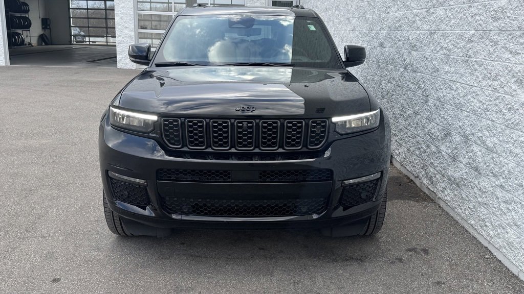 Used 2024 Jeep Grand Cherokee L Summit image 5