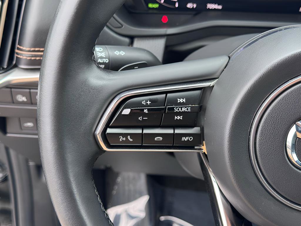 Used 2025 MAZDA CX-70 Plug-In Hybrid w/ Premium Plus image 12