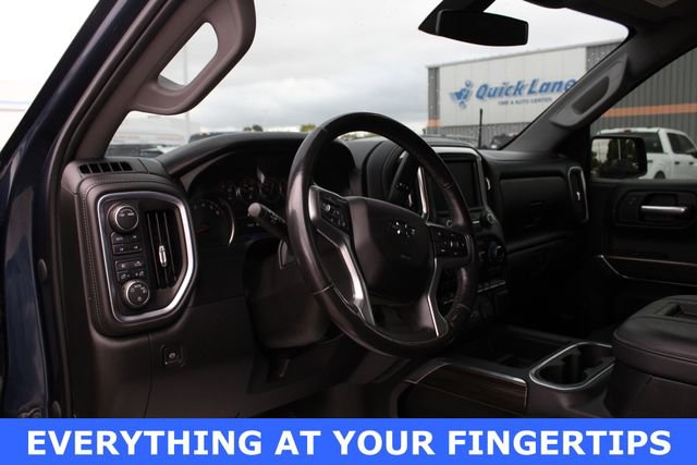 Used 2021 Chevrolet Silverado 1500 RST w/ True North Edition Plus AWD/4WD image 2