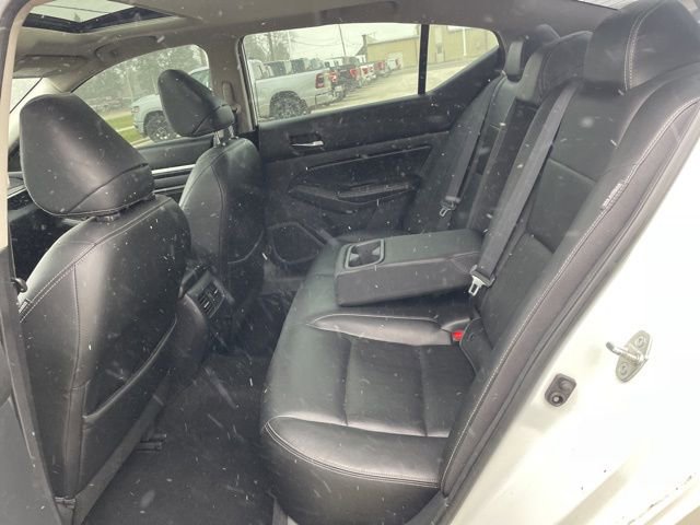 Used 2019 Nissan Altima 2.5 Platinum image 9