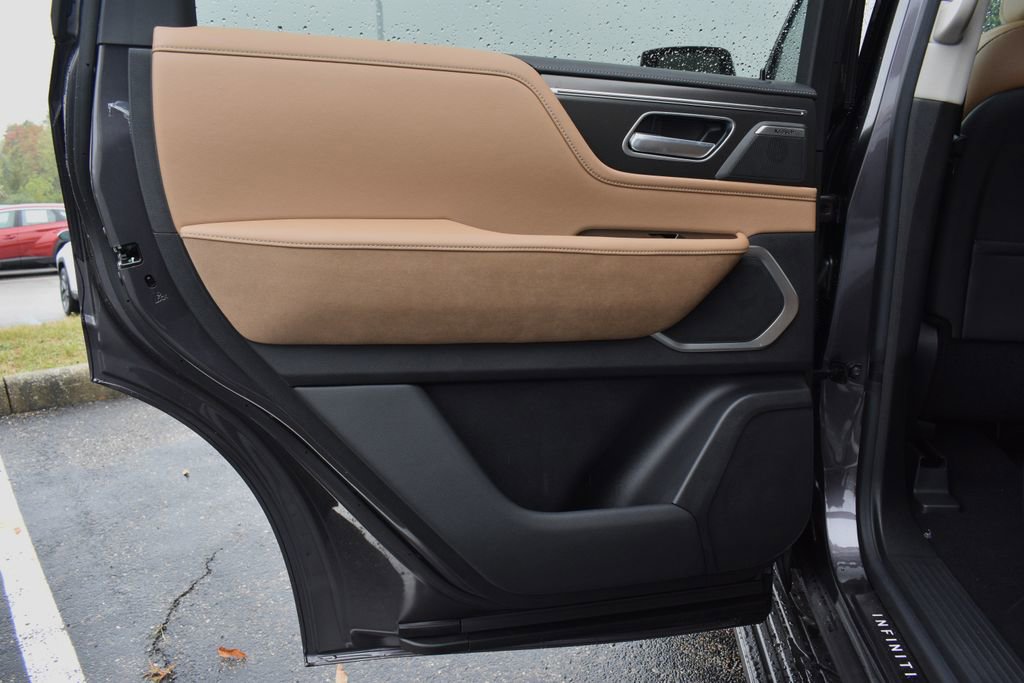 New 2026 INFINITI QX80 Luxe w/ Cargo Package image 27