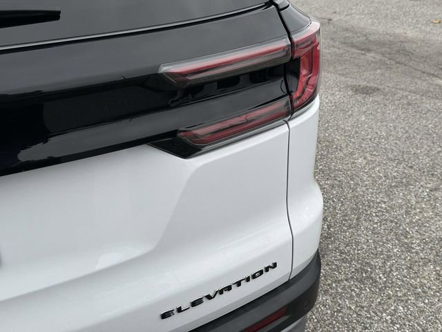 Used 2025 GMC Acadia Elevation image 29