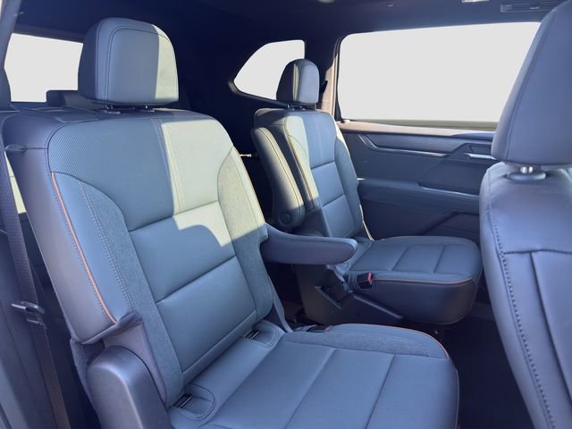 Used 2025 GMC Acadia AT4 image 18