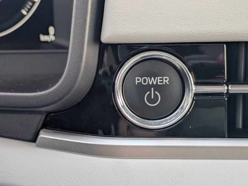 New 2025 Mitsubishi Outlander SEL AWD/4WD image 33